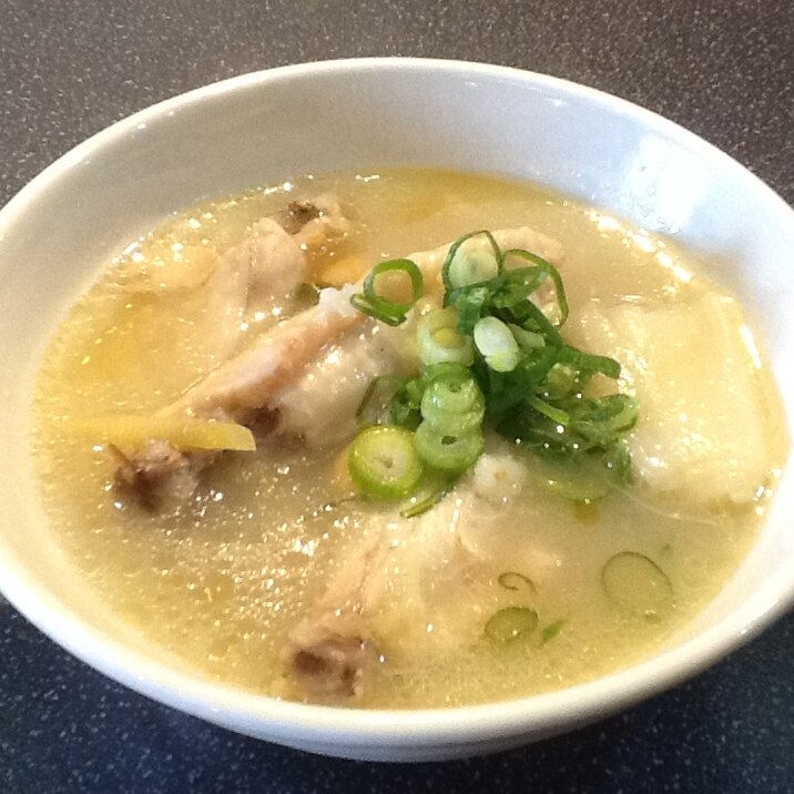 手羽先で作る‼︎簡単✳︎参鶏湯(サムゲタン)スープ